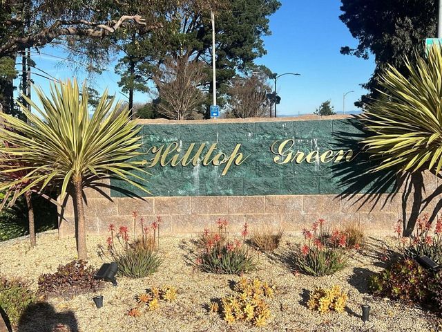 8 Park Ct, Richmond, CA 94803