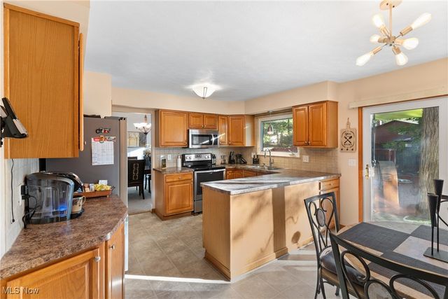 17069 Partridge Drive, Strongsville, OH 44136