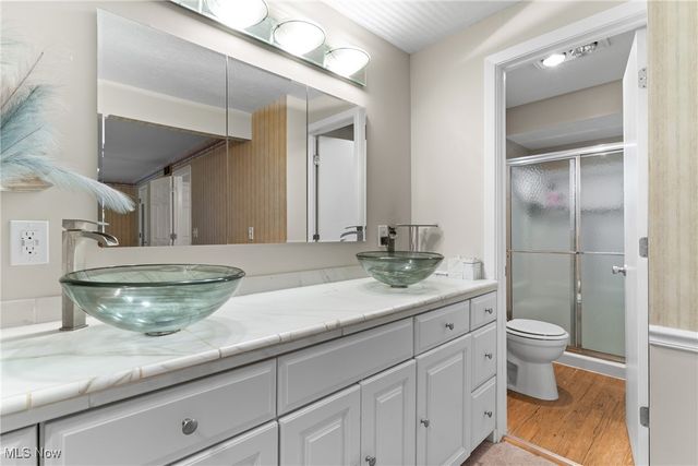 17069 Partridge Drive, Strongsville, OH 44136