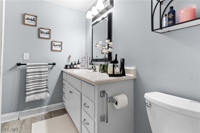 17069 Partridge Drive, Strongsville, OH 44136