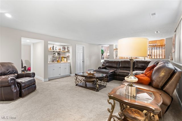 17069 Partridge Drive, Strongsville, OH 44136