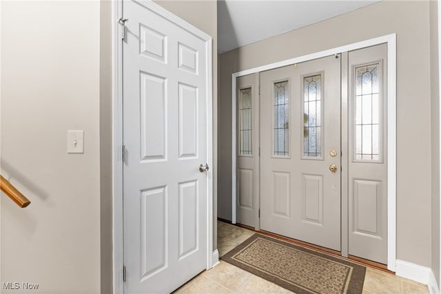 17069 Partridge Drive, Strongsville, OH 44136