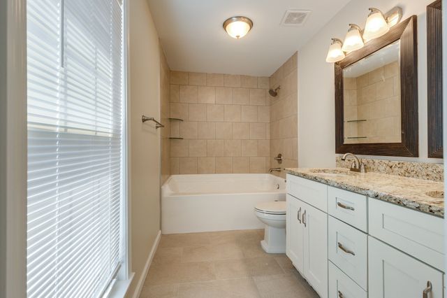 5918 Stone Brook Dr, Brentwood, TN 37027