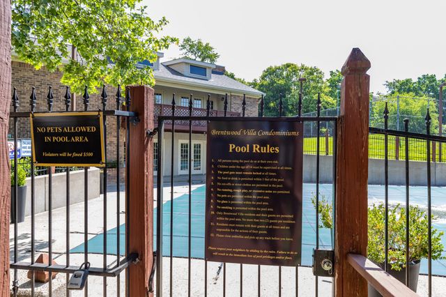 5918 Stone Brook Dr, Brentwood, TN 37027