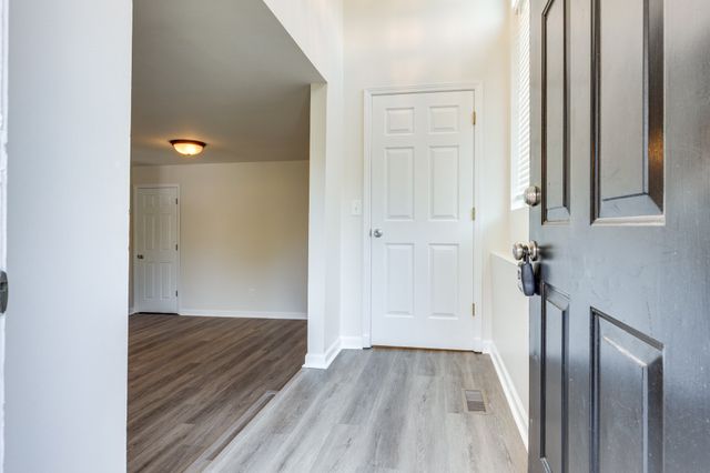 5918 Stone Brook Dr, Brentwood, TN 37027