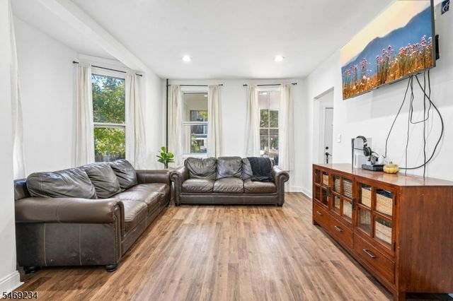 20 Tompkins St, West Orange Twp., NJ 07052