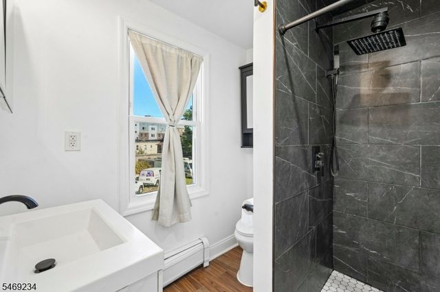 20 Tompkins St, West Orange Twp., NJ 07052
