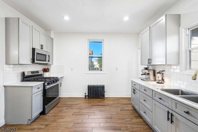 20 Tompkins St, West Orange Twp., NJ 07052