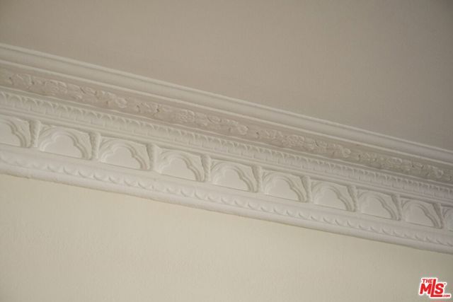 5535 Ventura Canyon Avenue, Sherman Oaks, CA 91401