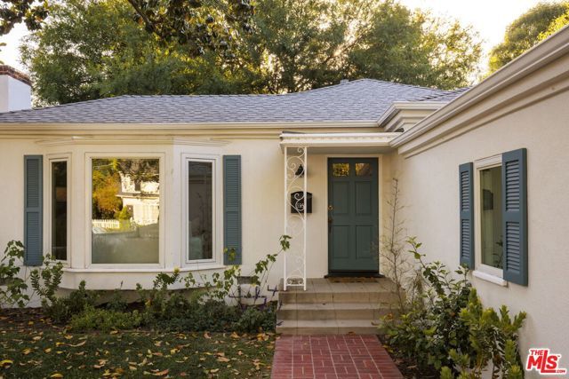 5535 Ventura Canyon Avenue, Sherman Oaks, CA 91401