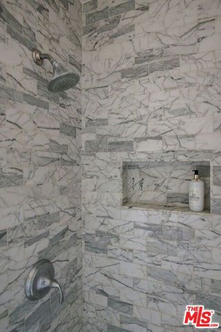 5535 Ventura Canyon Avenue, Sherman Oaks, CA 91401