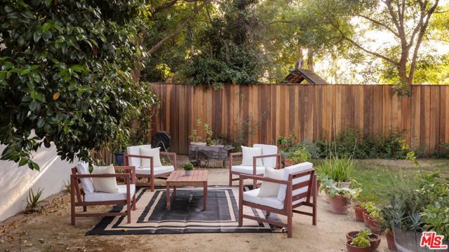 5535 Ventura Canyon Avenue, Sherman Oaks, CA 91401