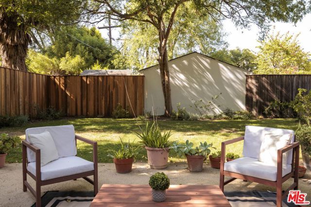 5535 Ventura Canyon Avenue, Sherman Oaks, CA 91401