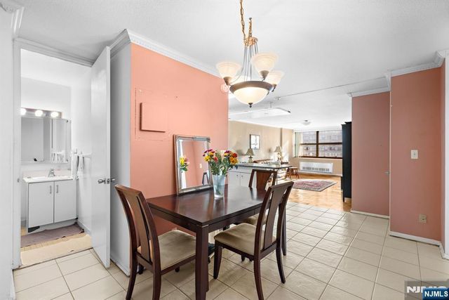 7004 JFK B 70th 40G, Guttenberg, NJ 07093