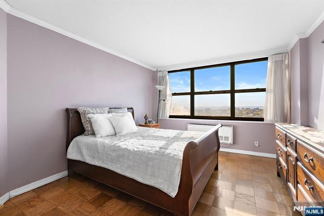 7004 JFK B 70th 40G, Guttenberg, NJ 07093