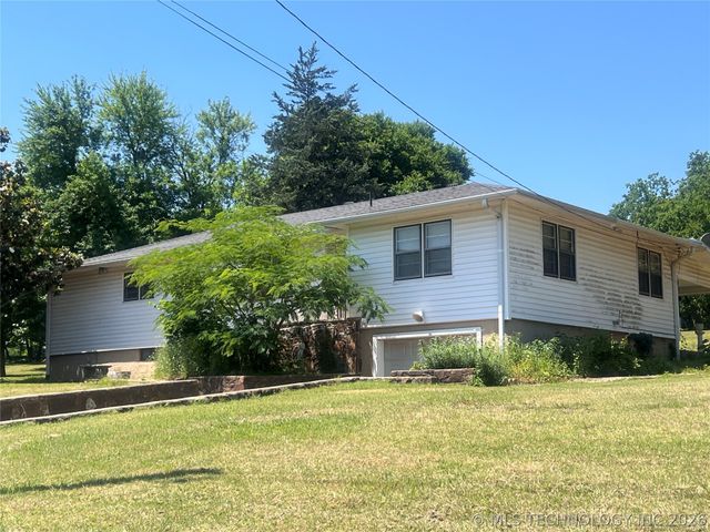 185 NW 8th Street, Krebs, OK 74554