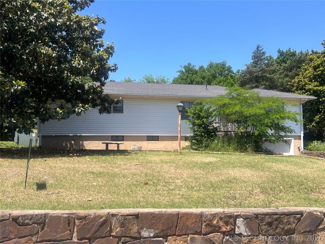 185 NW 8th Street, Krebs, OK 74554