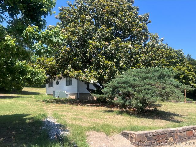 185 NW 8th Street, Krebs, OK 74554