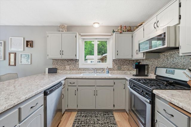 11967 Wisconsin Avenue N, Champlin, MN 55316
