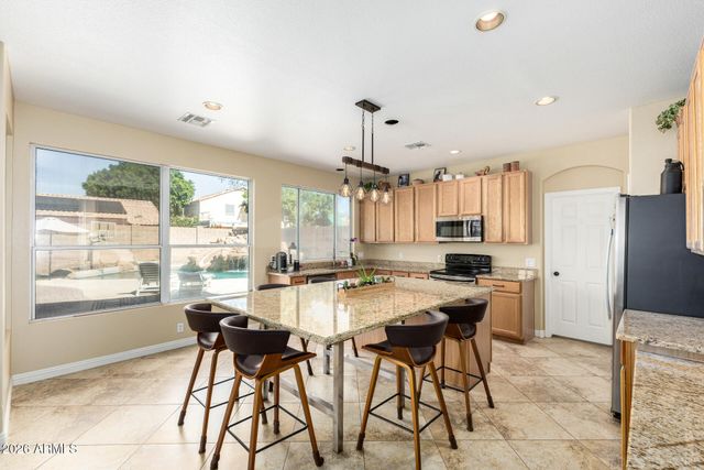 9834 E IRWIN Circle, Mesa, AZ 85209