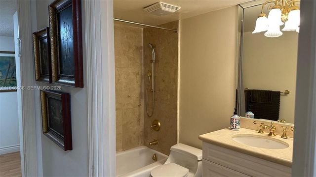 210 174th St 1909, Sunny Isles Beach, FL 33160