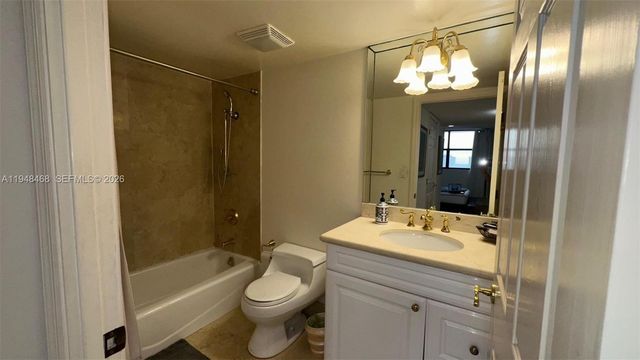 210 174th St 1909, Sunny Isles Beach, FL 33160