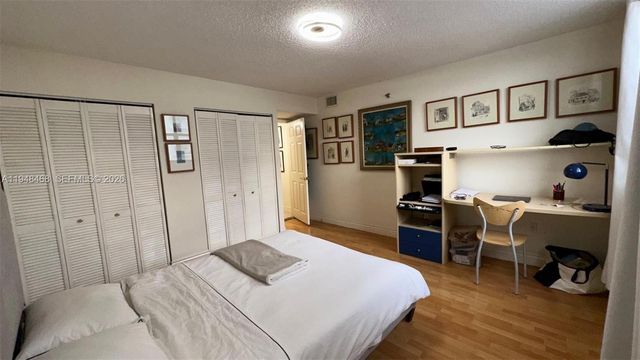 210 174th St 1909, Sunny Isles Beach, FL 33160