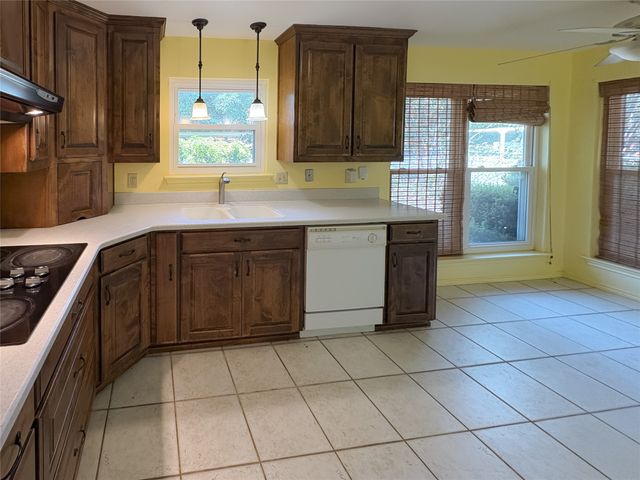 8637 N Normandale Street, Fort Worth, TX 76116