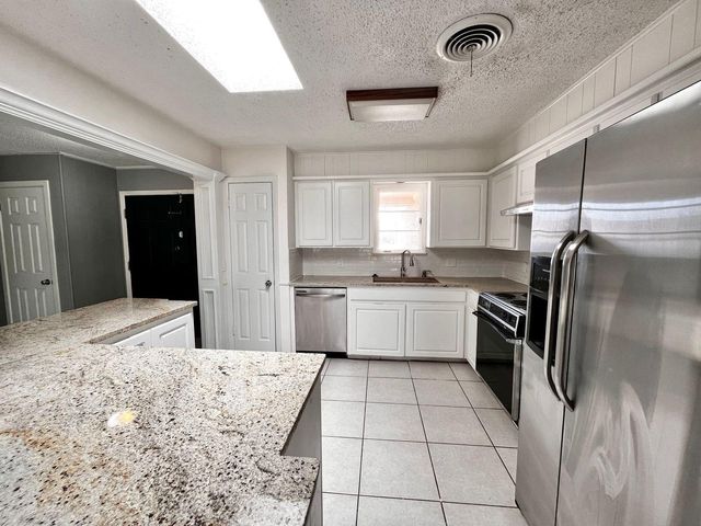 5212 44th Street, Lubbock, TX 79414
