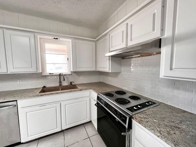 5212 44th Street, Lubbock, TX 79414