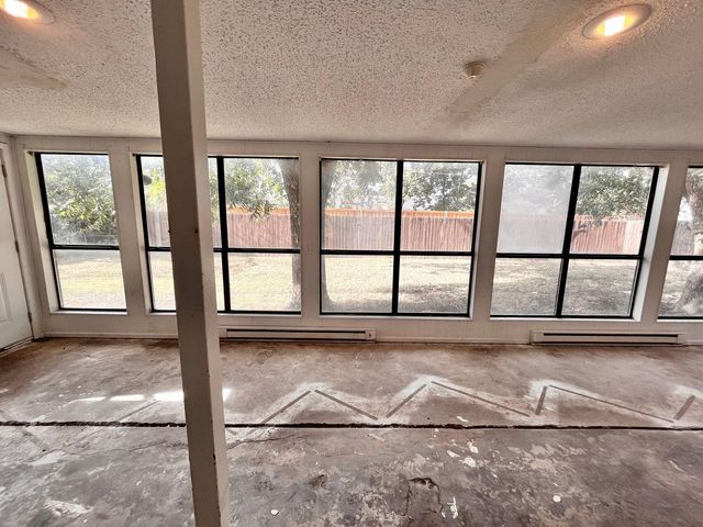5212 44th Street, Lubbock, TX 79414