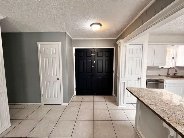 5212 44th Street, Lubbock, TX 79414