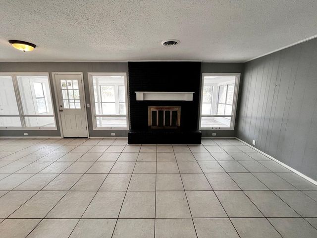 5212 44th Street, Lubbock, TX 79414