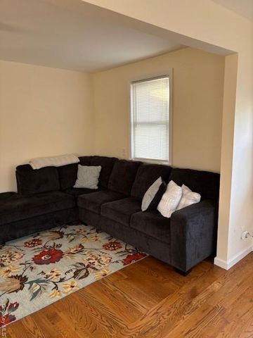 3 Hudson Street W, East Rockaway, NY 11518