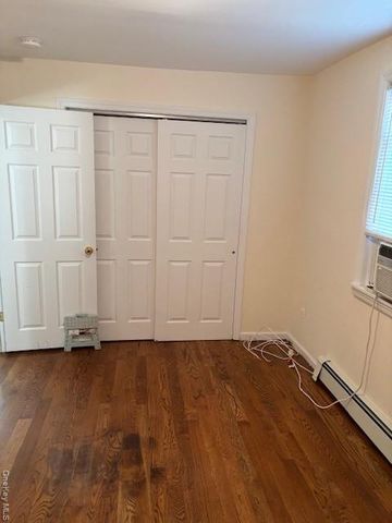 3 Hudson Street W, East Rockaway, NY 11518