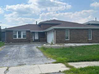 20124 Redwood Avenue, Lynwood, IL 60411
