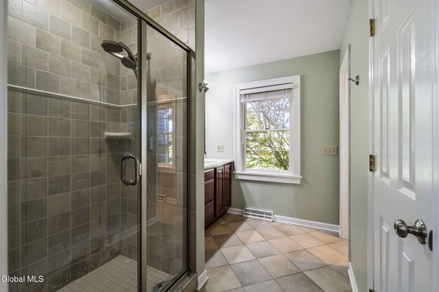 22 Kling Terrace, Voorheesville, NY 12186