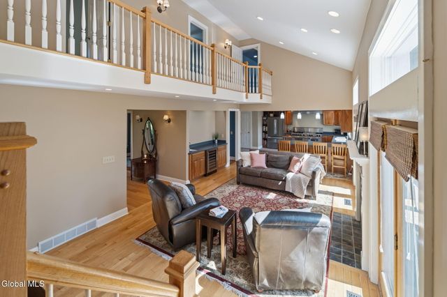 22 Kling Terrace, Voorheesville, NY 12186