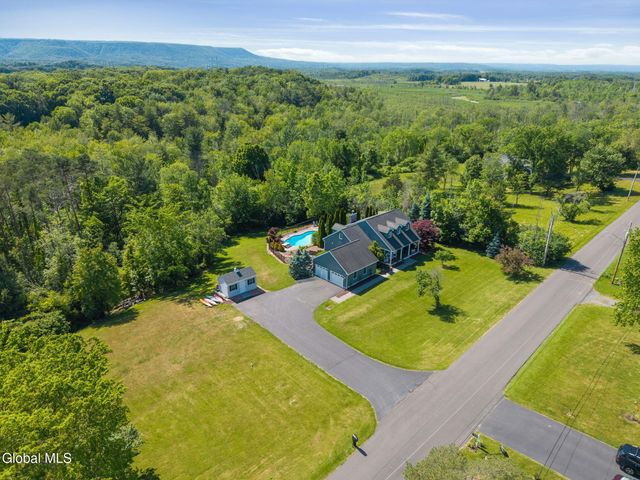 22 Kling Terrace, Voorheesville, NY 12186