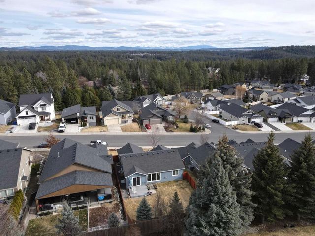 16609 N Columbus Dr, Spokane, WA 99208