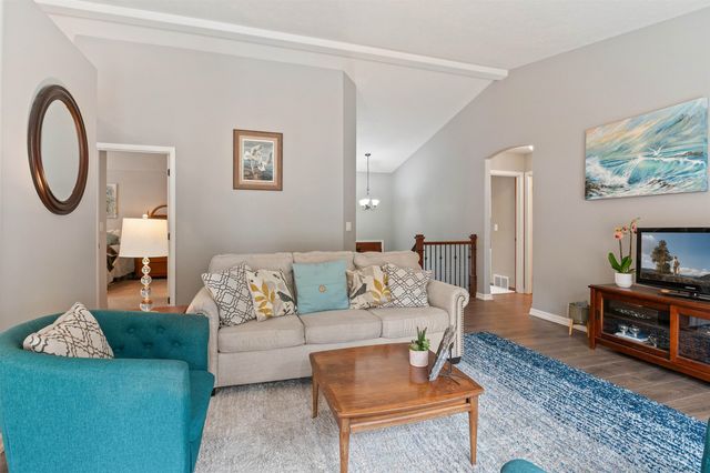 16609 N Columbus Dr, Spokane, WA 99208