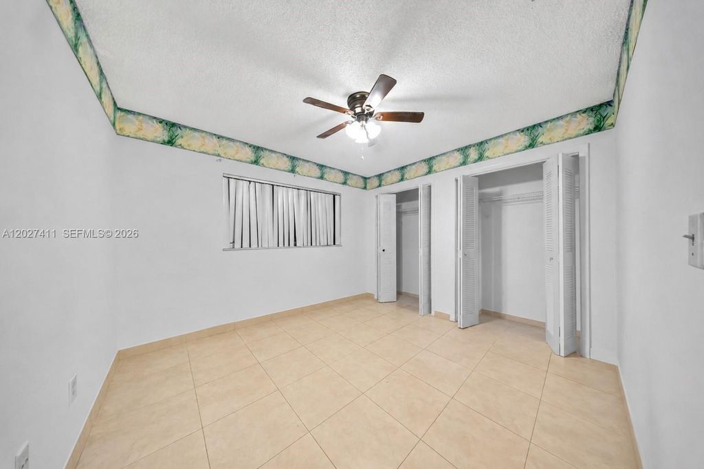Image 11 of property listing at 10724 SW 145th Ave, Miami, FL 33186