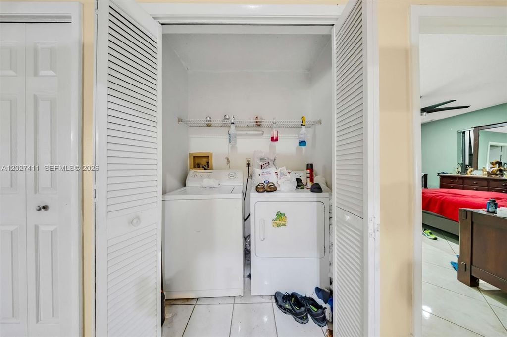 Image 14 of property listing at 10724 SW 145th Ave, Miami, FL 33186