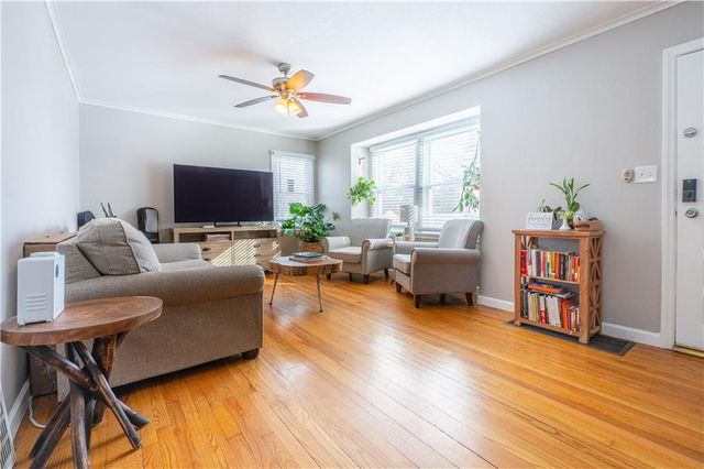 3310 S Maywood Avenue, Independence, MO 64052