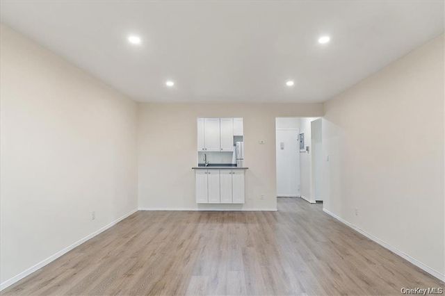 142 Trenchard Street 2E, Yonkers, NY 10704