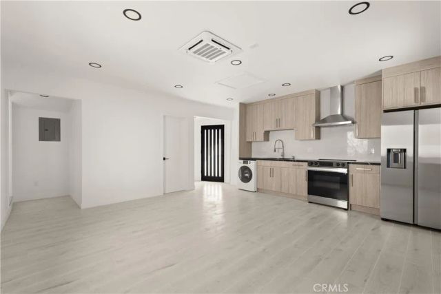 7943 Ledge Avenue, Sun Valley, CA 91352