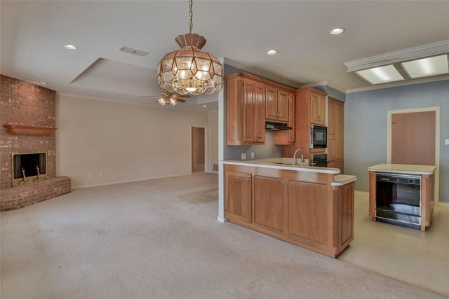 9110 Ravenswood Road, Granbury, TX 76049