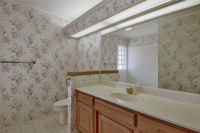 9110 Ravenswood Road, Granbury, TX 76049