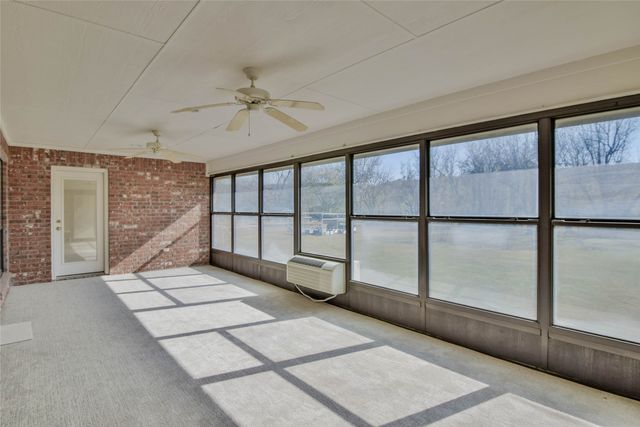 9110 Ravenswood Road, Granbury, TX 76049