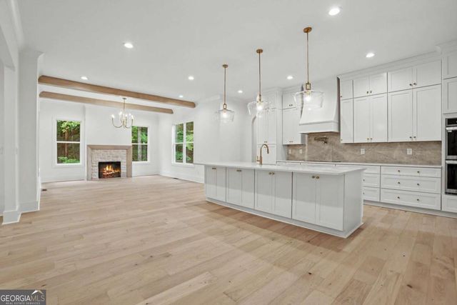 6043 Bluewater Boulevard, Gainesville, GA 30506